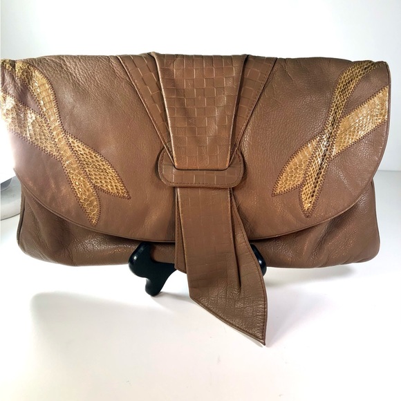VINTAGE 1980’s LEATHER & SNAKE SKIN LG TAN CLUTCH PURSE Granny Core Y2K Retro - Picture 1 of 12